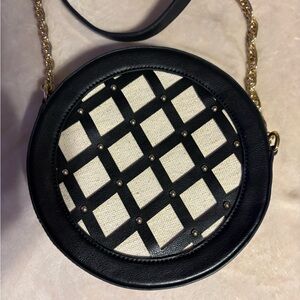 Chic Black and Gold Crossbody Bag